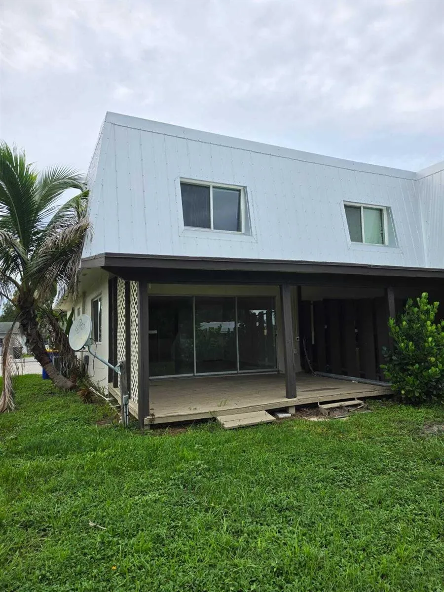 2976 SE BONITA STREET Stuart, FL 34997