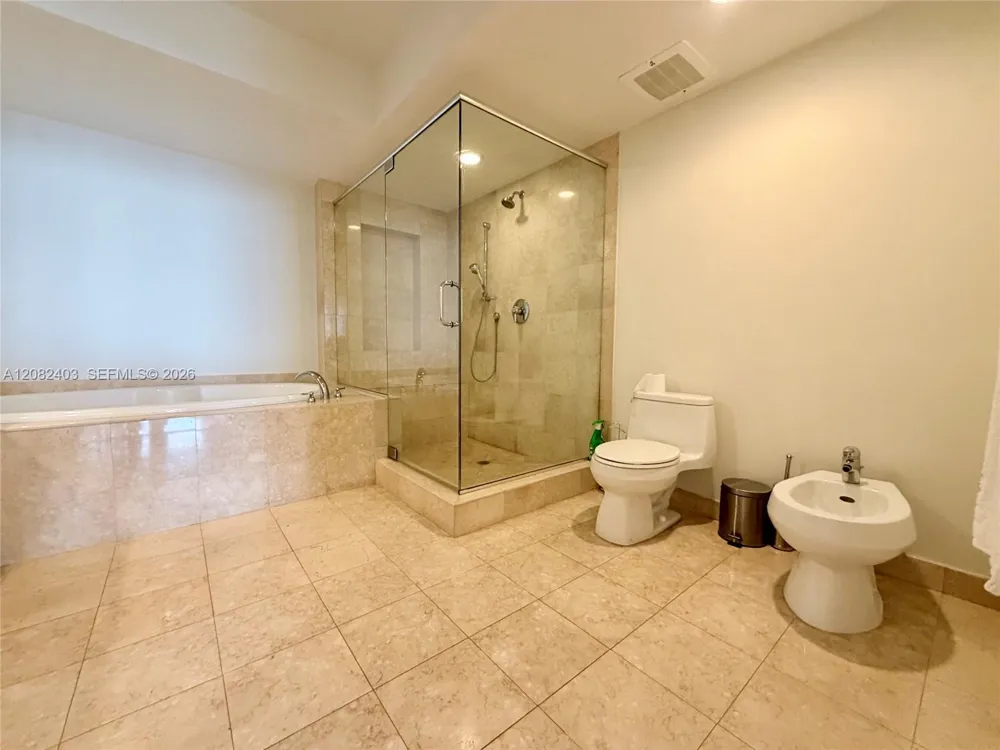 1850 S Ocean Dr #4202 Hallandale Beach, FL 33009