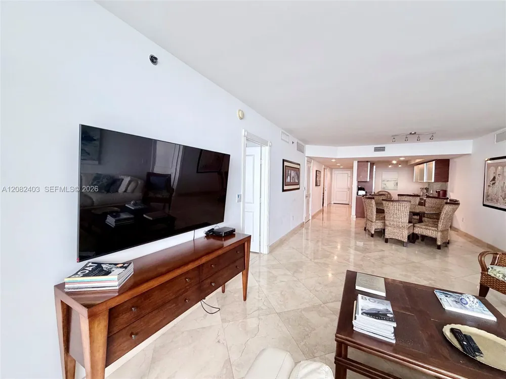 1850 S Ocean Dr #4202 Hallandale Beach, FL 33009
