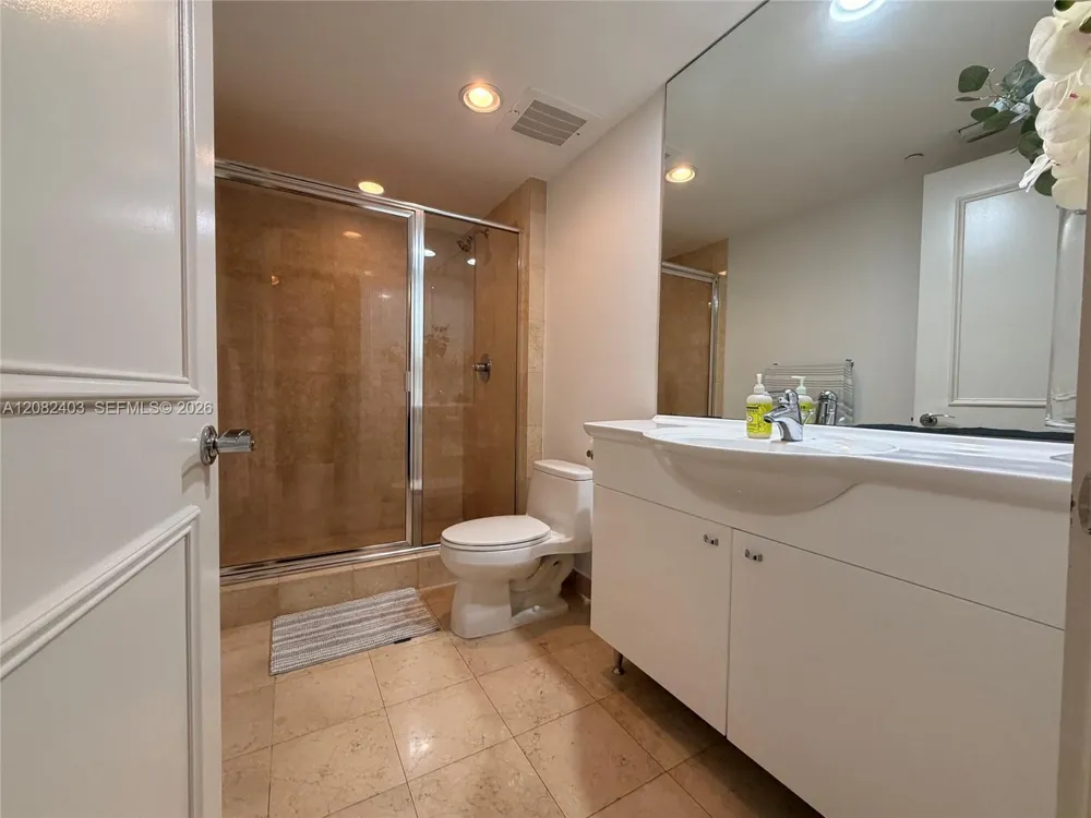 1850 S Ocean Dr #4202 Hallandale Beach, FL 33009