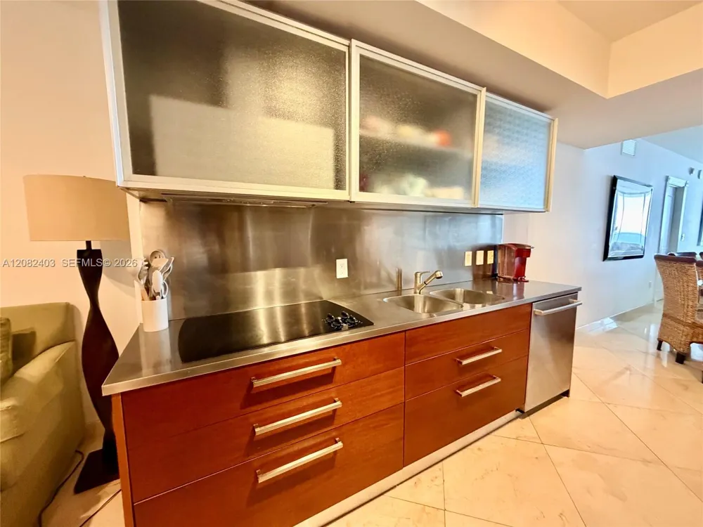 1850 S Ocean Dr #4202 Hallandale Beach, FL 33009