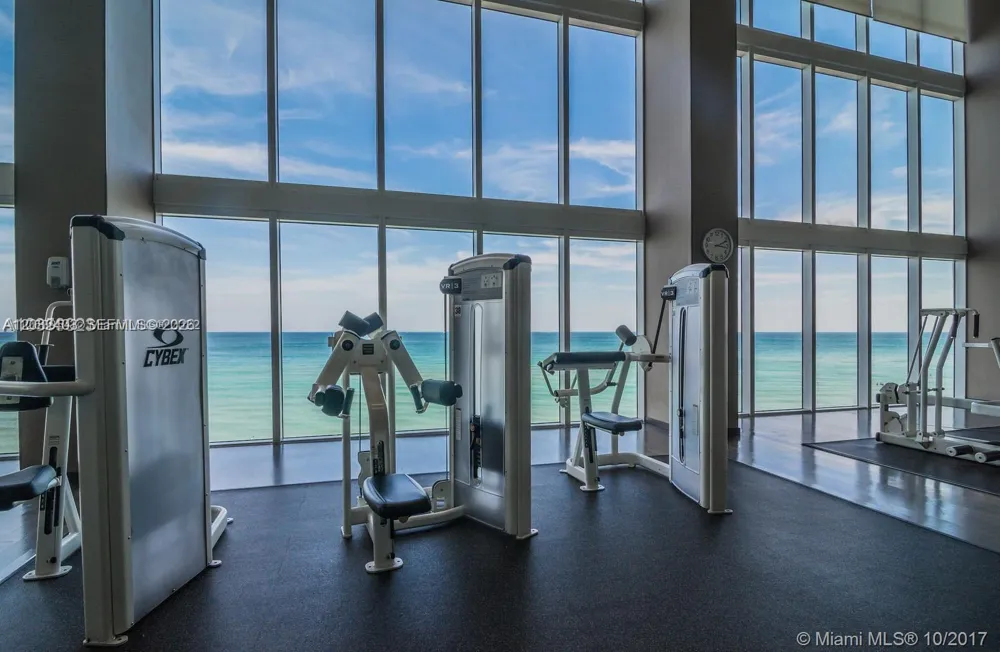 1850 S Ocean Dr #4202 Hallandale Beach, FL 33009