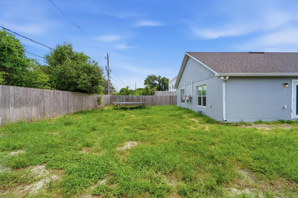 3088 WAINWRIGHT STREET Deltona, FL 32738