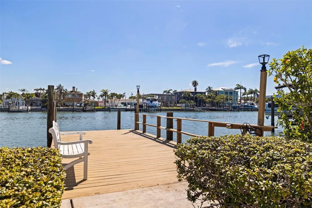 11225 4TH STREET E Treasure Island, FL 33706