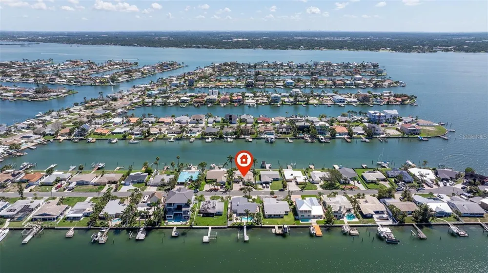 11225 4TH STREET E Treasure Island, FL 33706