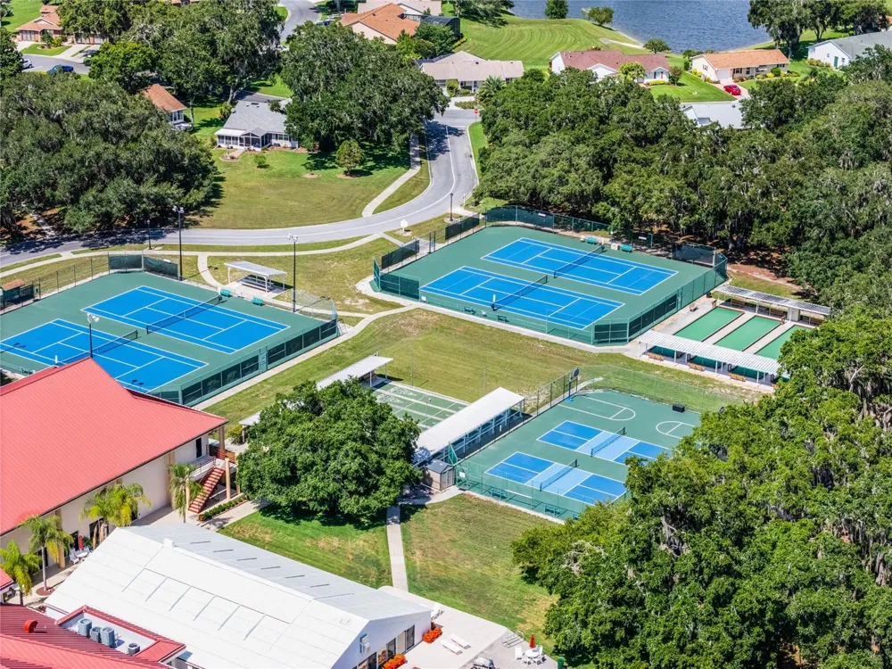26707 WIMBLEDON STREET Leesburg, FL 34748