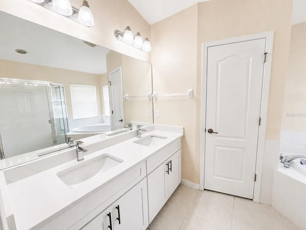 3207 CLOVER BLOSSOM CIRCLE Land O Lakes, FL 34638