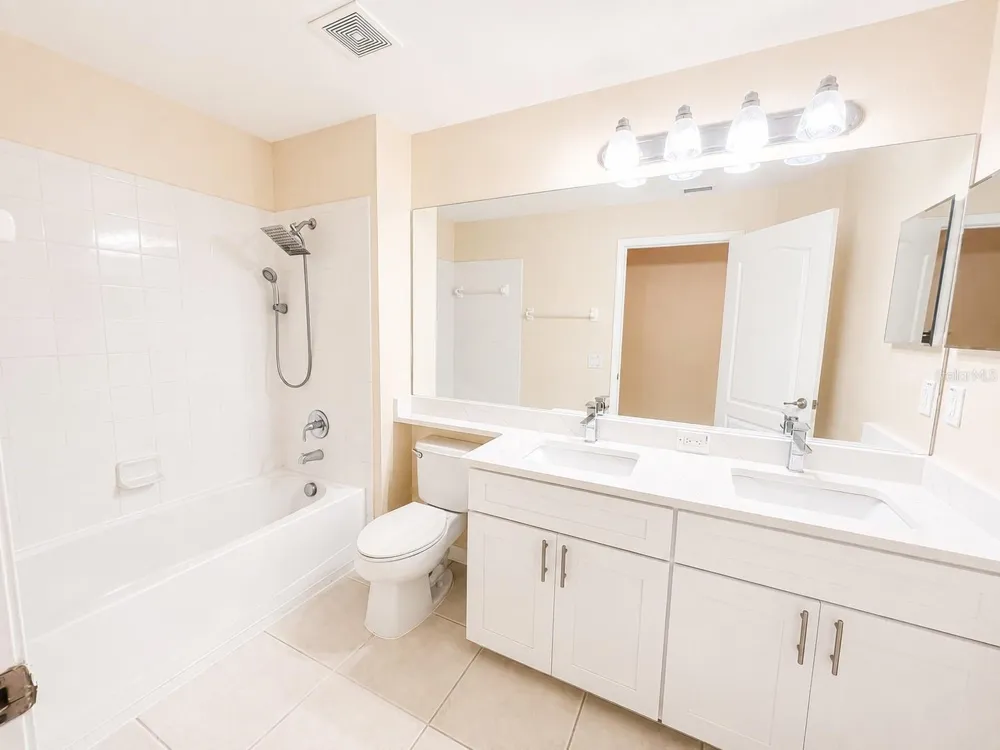 3207 CLOVER BLOSSOM CIRCLE Land O Lakes, FL 34638