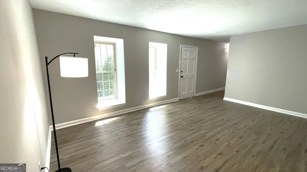 3091 Colonial WAY Atlanta, GA 30341