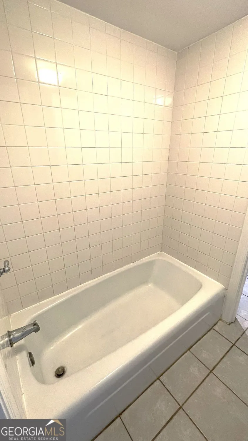 3091 Colonial WAY Atlanta, GA 30341