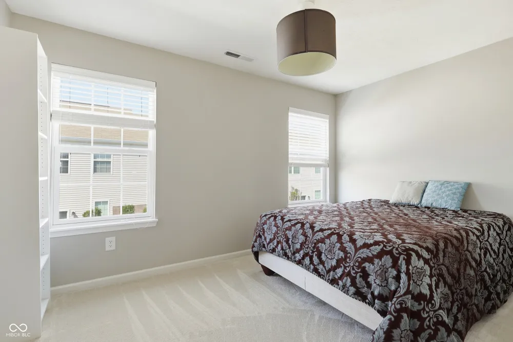 9654 Calamus Drive Noblesville, IN 46060