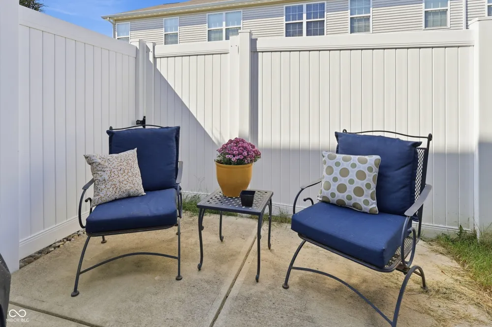 9654 Calamus Drive Noblesville, IN 46060
