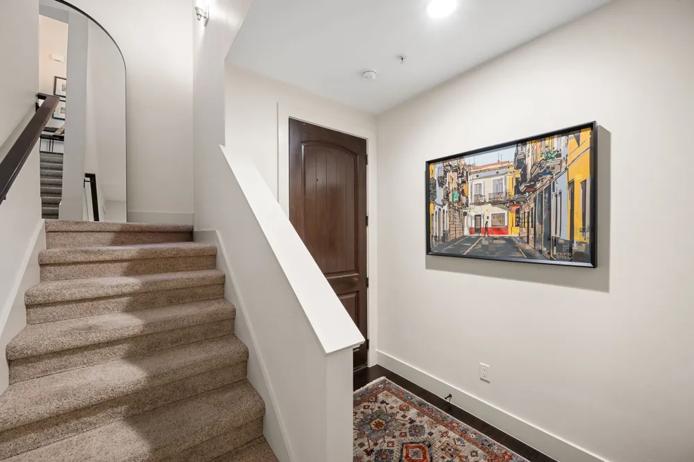 2207 Pasadena Drive #10 Austin, TX 78757