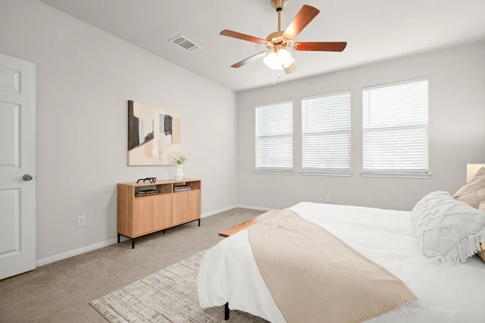 241 E Broade Street Leander, TX 78641