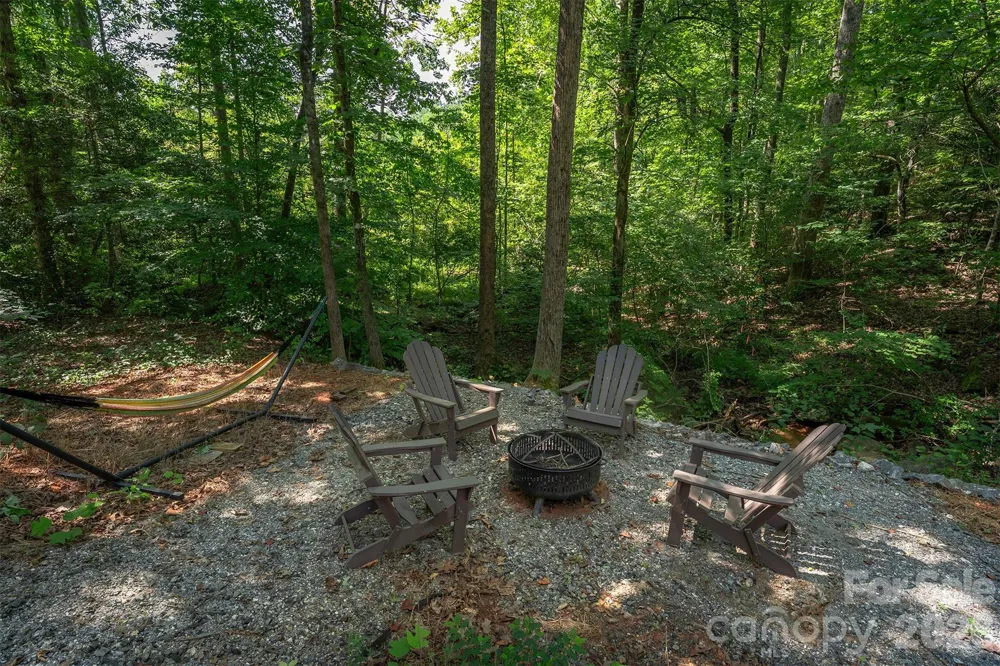 157 Spring Valley Drive Union Mills, NC 28167