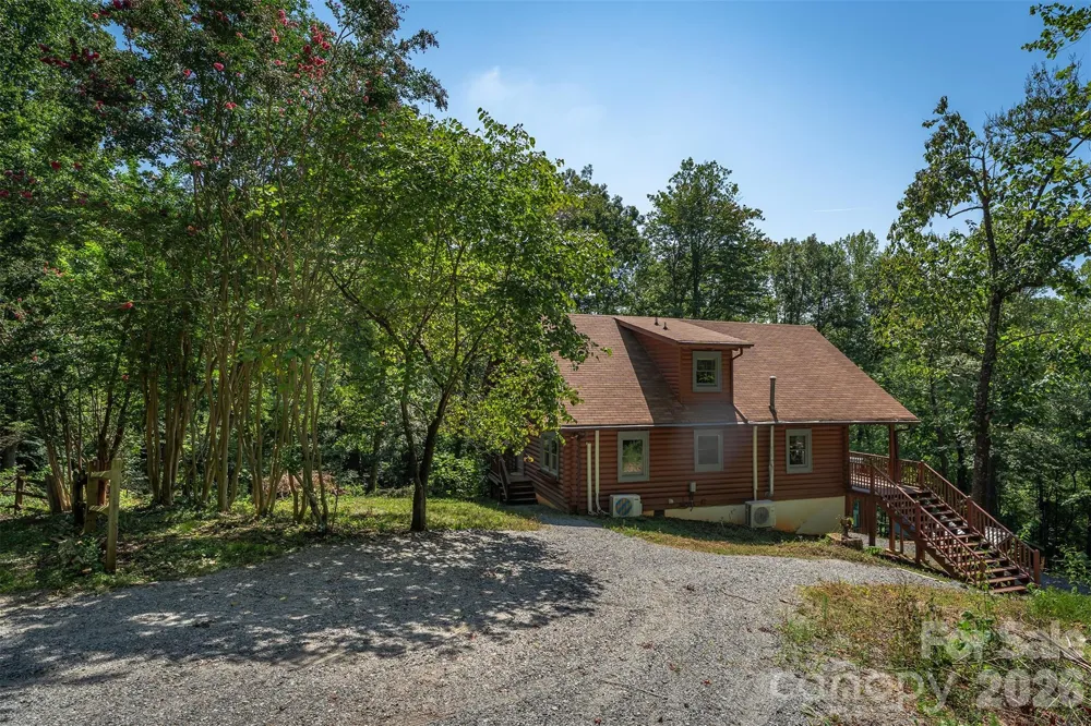 157 Spring Valley Drive Union Mills, NC 28167