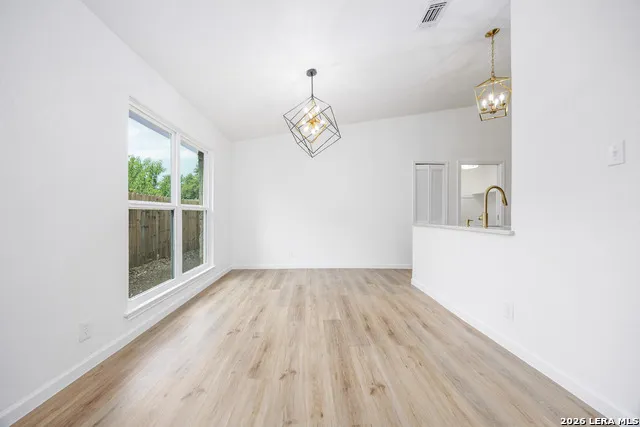 12238 Ecksminster San Antonio, TX 78216