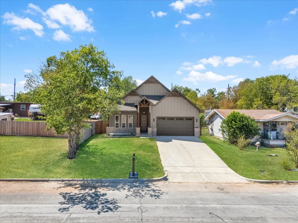 2915 Roosevelt Avenue Fort Worth, TX 76106