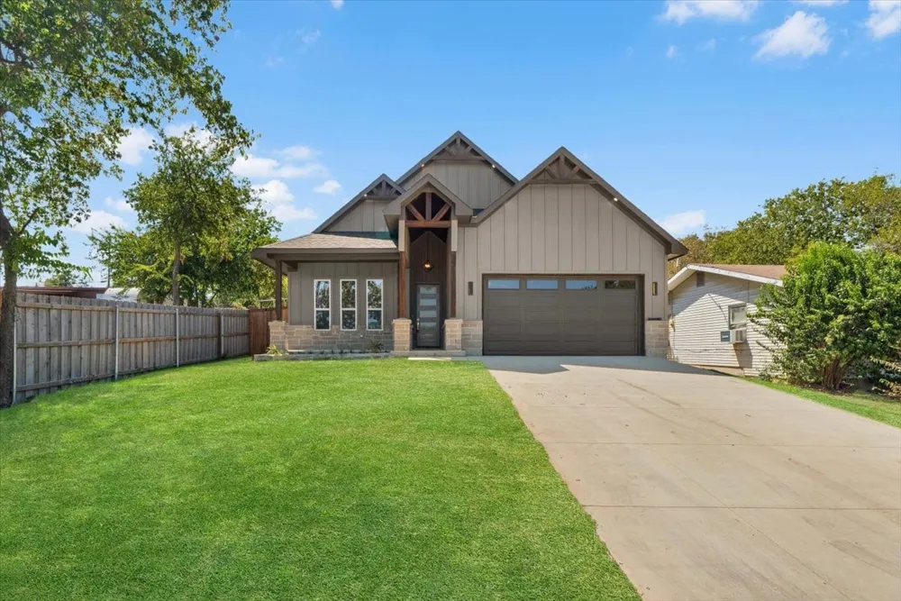 2915 Roosevelt Avenue Fort Worth, TX 76106