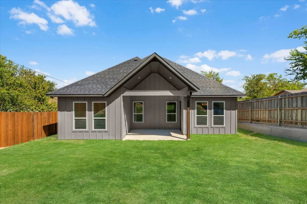 2915 Roosevelt Avenue Fort Worth, TX 76106