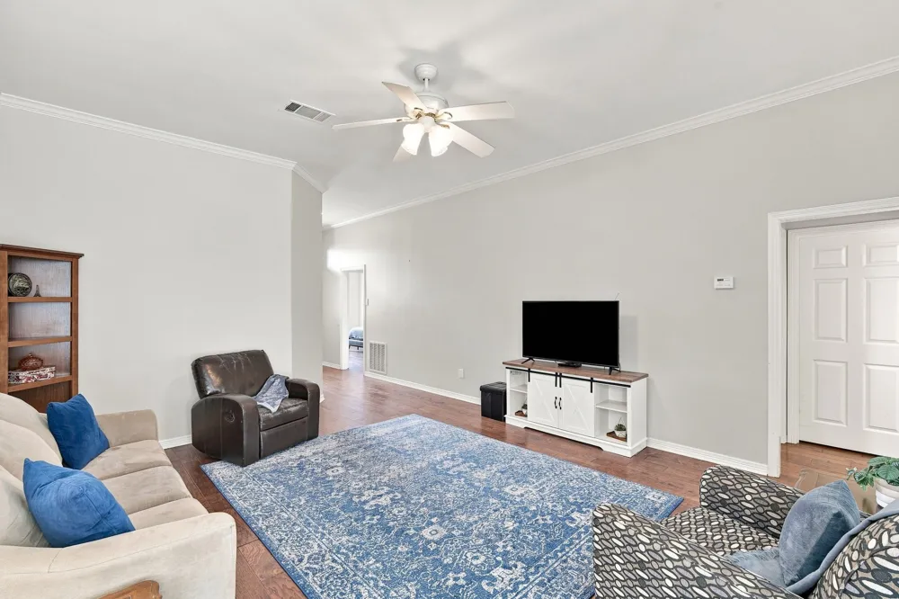 406 Gardenia Lane Waxahachie, TX 75165