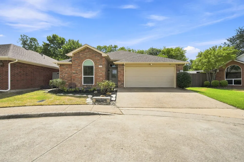 406 Gardenia Lane Waxahachie, TX 75165