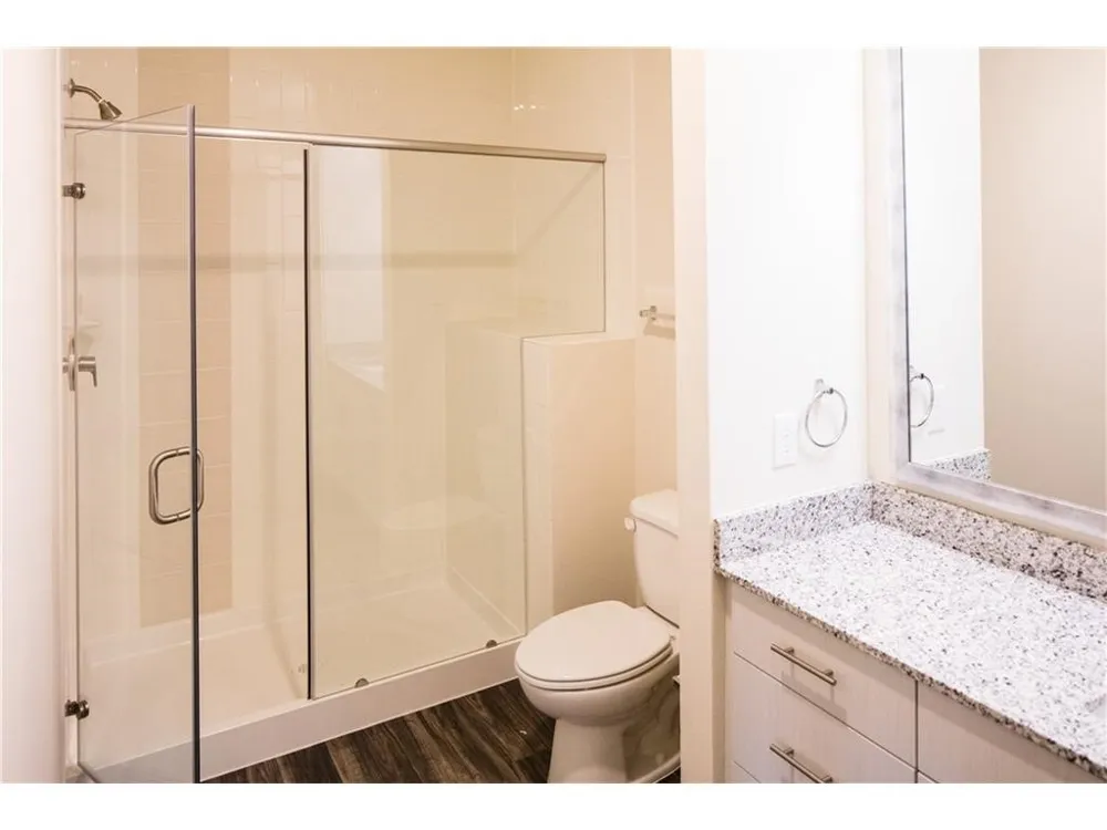 2901 W 5th Street #204 Fort Worth, TX 76107