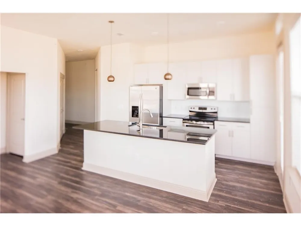 2901 W 5th Street #204 Fort Worth, TX 76107