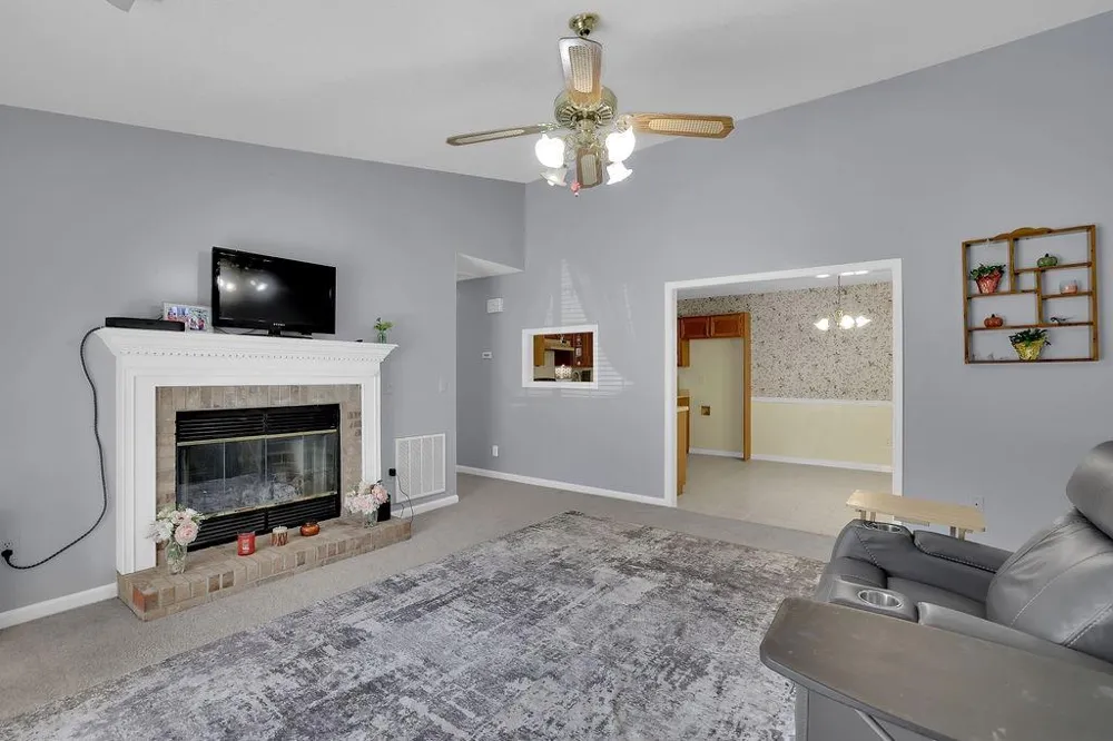1238 Shannon Way SW Marietta, GA 30008
