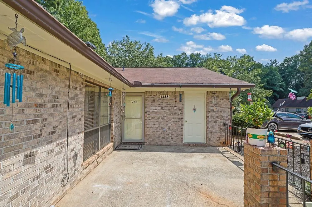 1238 Shannon Way SW Marietta, GA 30008