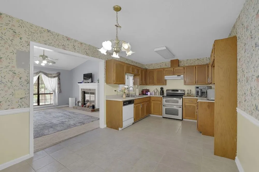 1238 Shannon Way SW Marietta, GA 30008