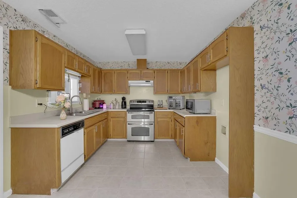 1238 Shannon Way SW Marietta, GA 30008
