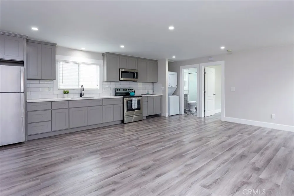 783 E Grand Pomona, CA 91766