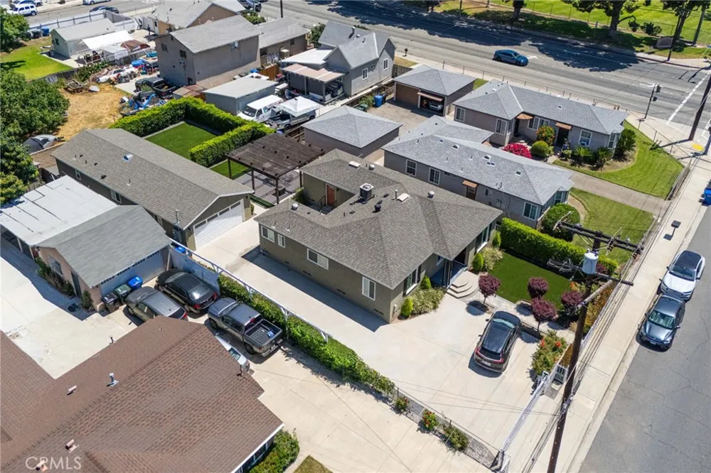 783 E Grand Pomona, CA 91766