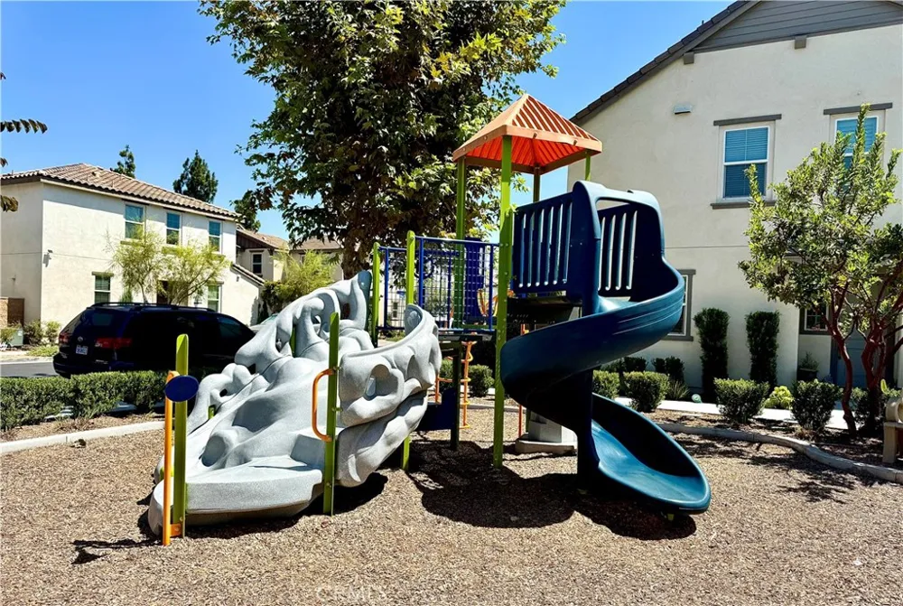 920 SPADRA AVENUE Pomona, CA 91766