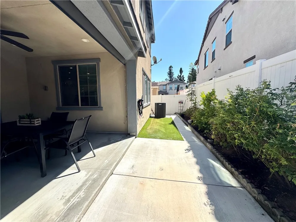 920 SPADRA AVENUE Pomona, CA 91766