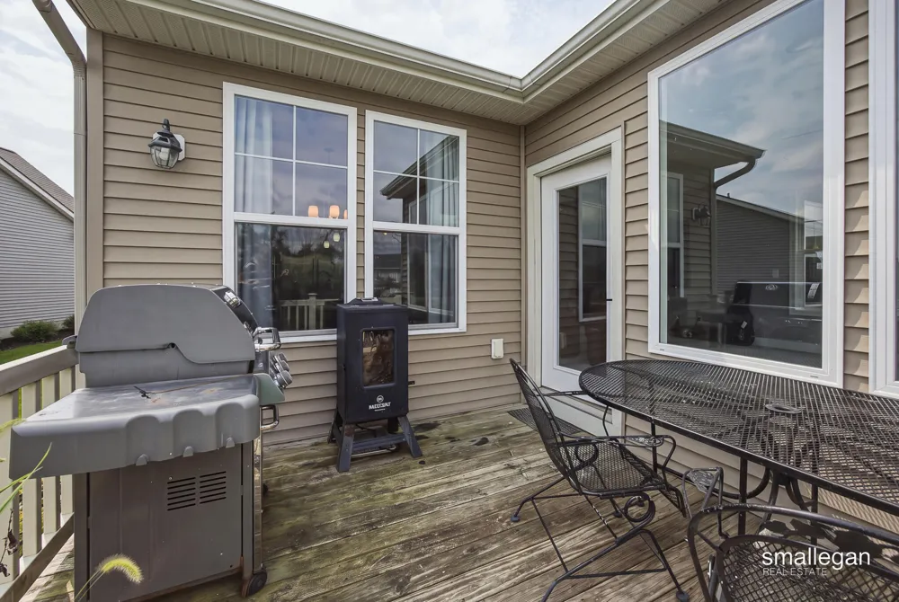 3173 Braeburn Drive #17 Jenison, MI 49428