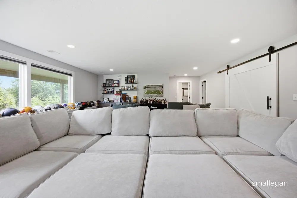 3173 Braeburn Drive #17 Jenison, MI 49428