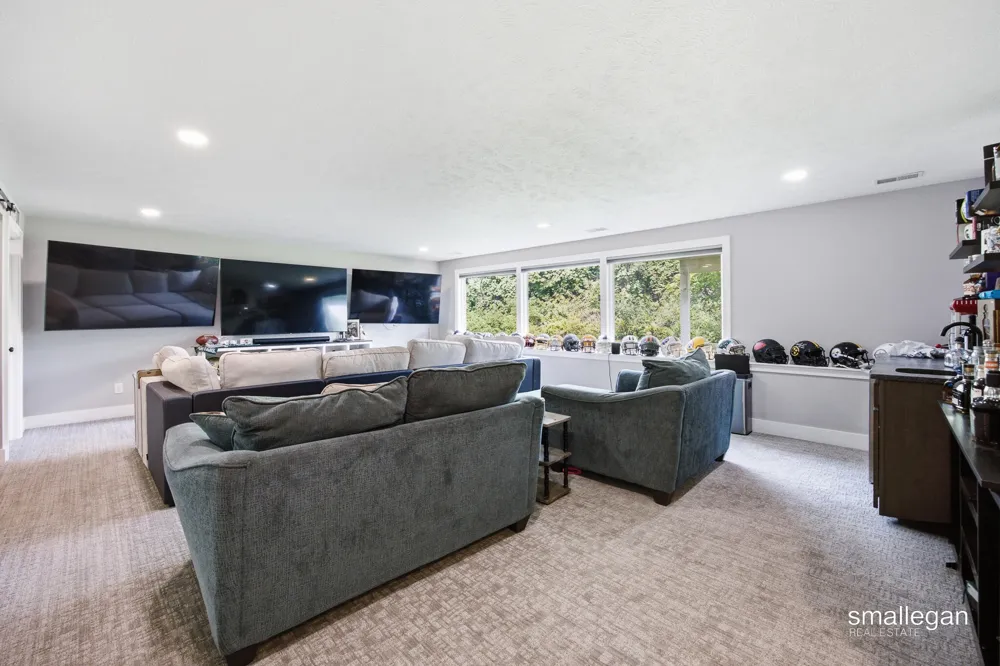3173 Braeburn Drive #17 Jenison, MI 49428