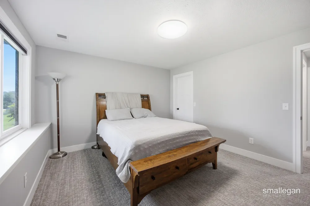 3173 Braeburn Drive #17 Jenison, MI 49428