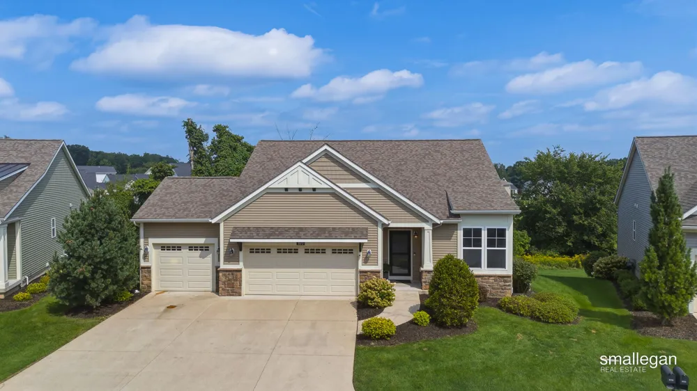 3173 Braeburn Drive #17 Jenison, MI 49428