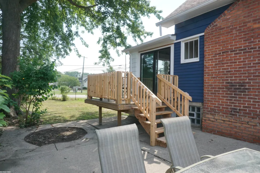 29455 S River Road Harrison Charter Township, MI 48045