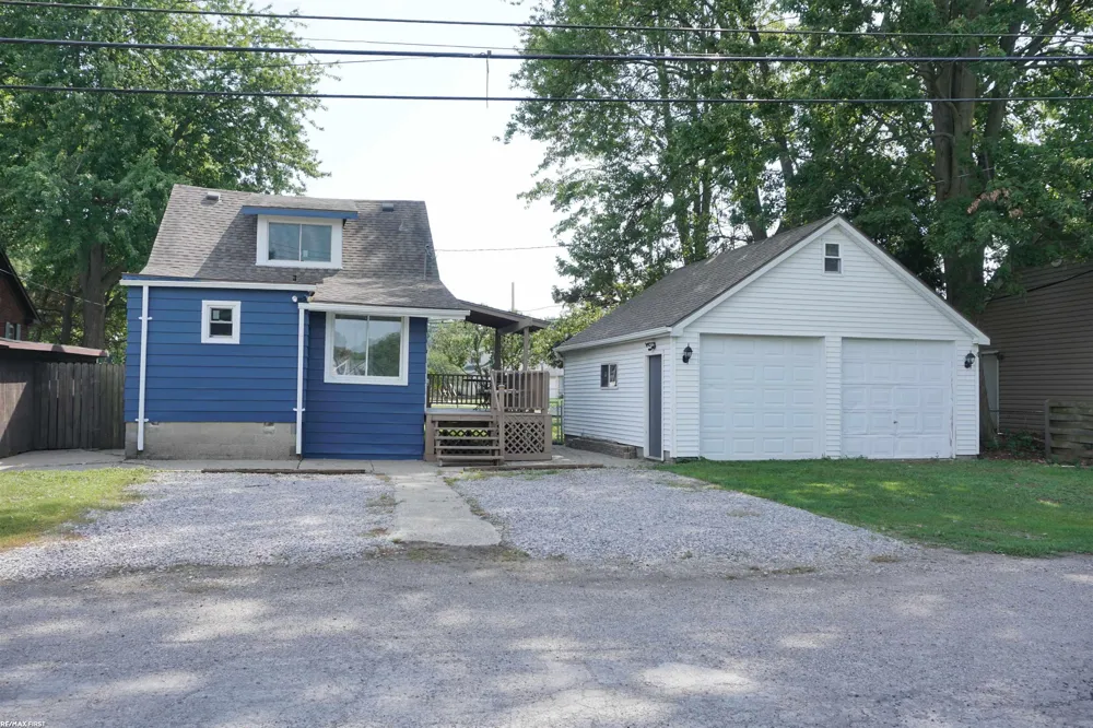 29455 S River Road Harrison Charter Township, MI 48045