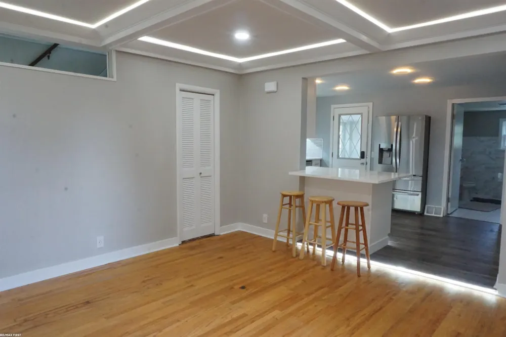 29455 S River Road Harrison Charter Township, MI 48045