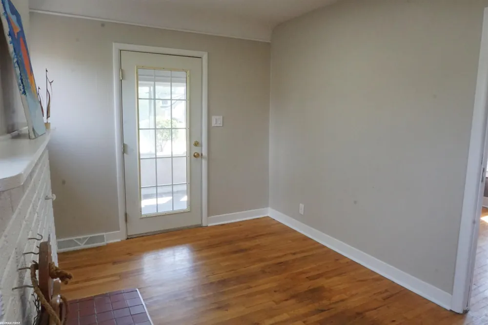 29455 S River Road Harrison Charter Township, MI 48045