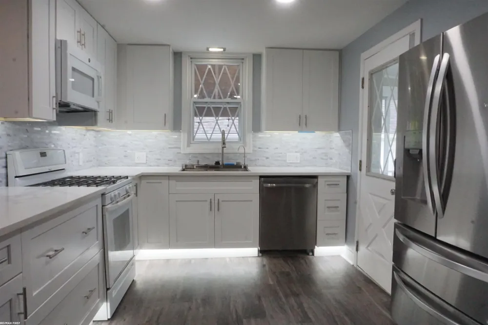 29455 S River Road Harrison Charter Township, MI 48045