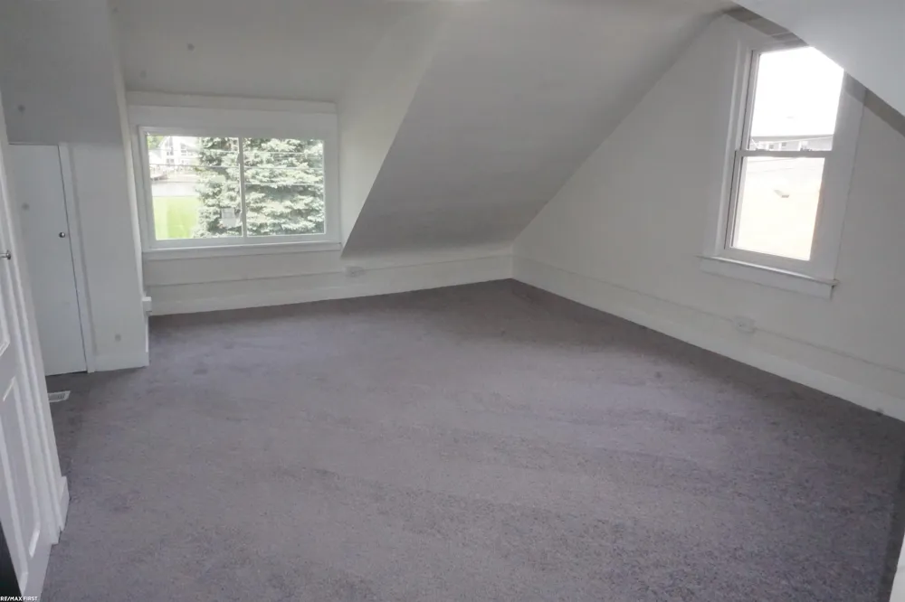 29455 S River Road Harrison Charter Township, MI 48045