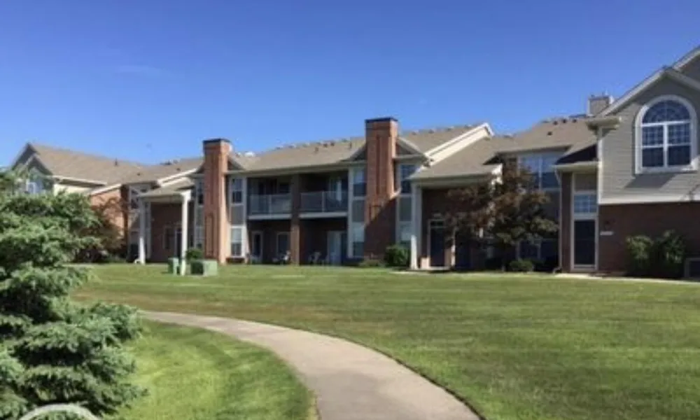 2260 Leighton Drive #68 Shelby Charter Township, MI 48317