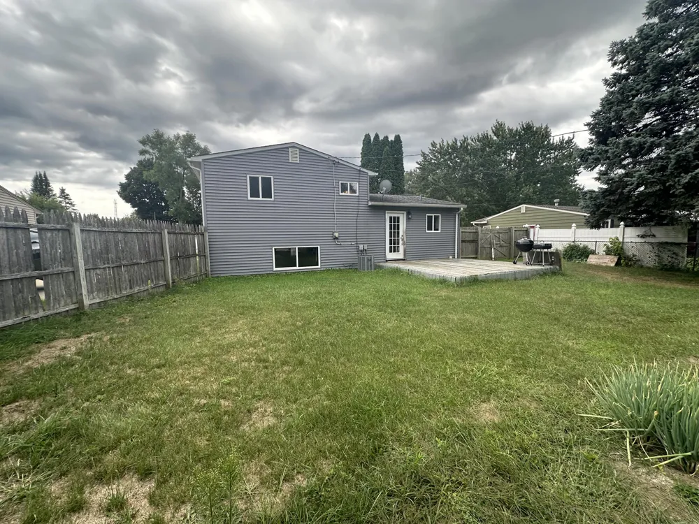 517 Clarion Street Vienna Charter Township, MI 48420