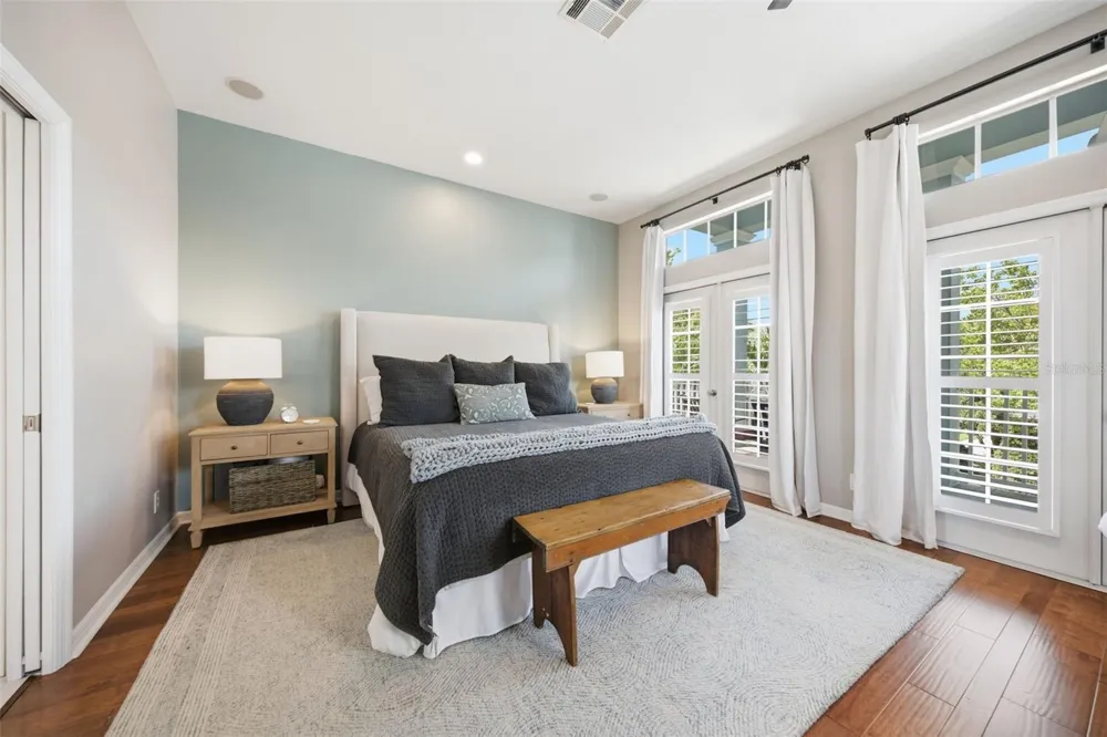 10438 GREEN LINKS DRIVE Tampa, FL 33626